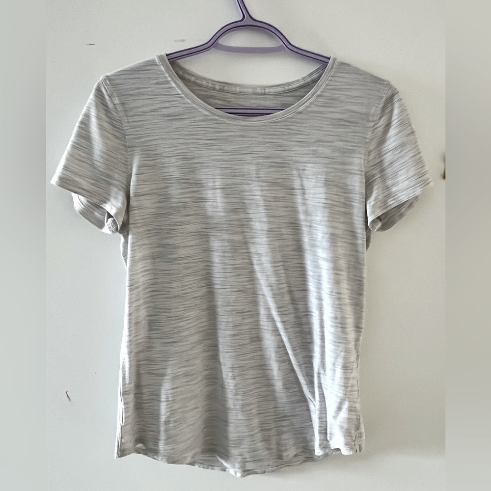 Lululemon T-shirt
